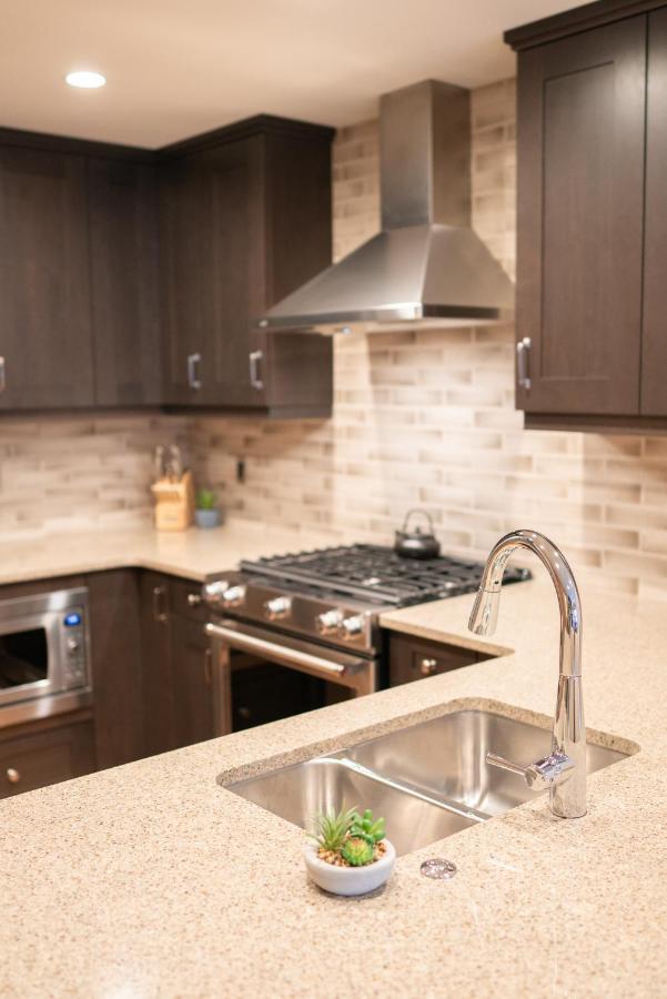 Spring Creek Luxury King One Bedroom At White Spruce Lodge Canmore Dış mekan fotoğraf