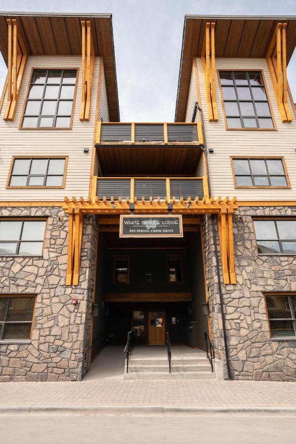 Spring Creek Luxury King One Bedroom At White Spruce Lodge Canmore Dış mekan fotoğraf
