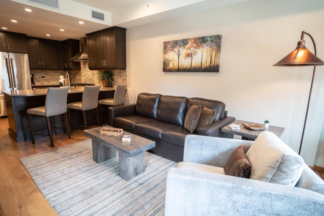 Spring Creek Luxury King One Bedroom At White Spruce Lodge Canmore Dış mekan fotoğraf